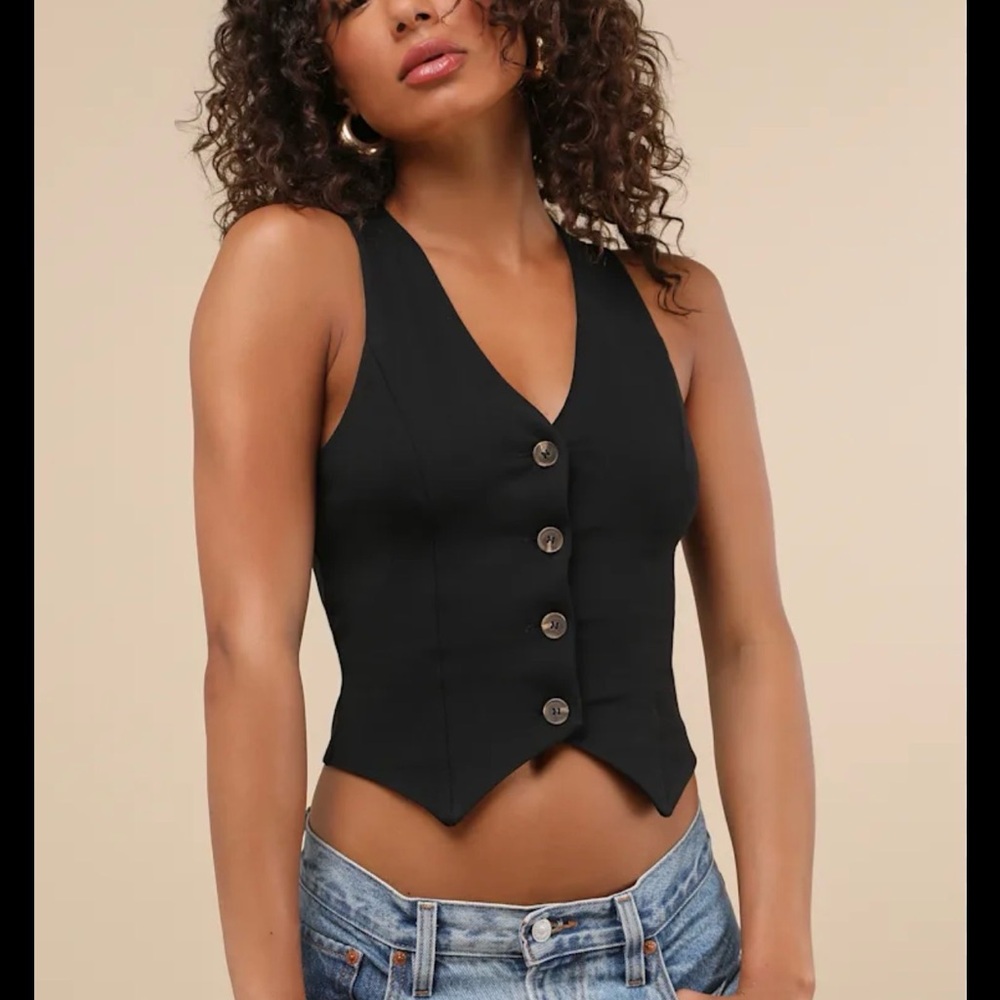 Forever 21 Black Sleeveless Top